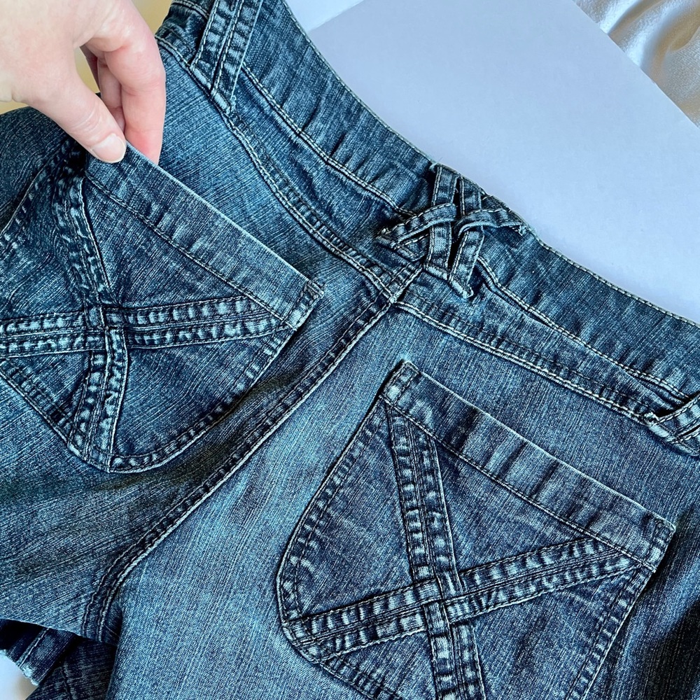a.n.a Shorts, Size 12, Denim, Blue Jean, Womens, XX Belt loops, Distressed Line - Picture 4 of 13